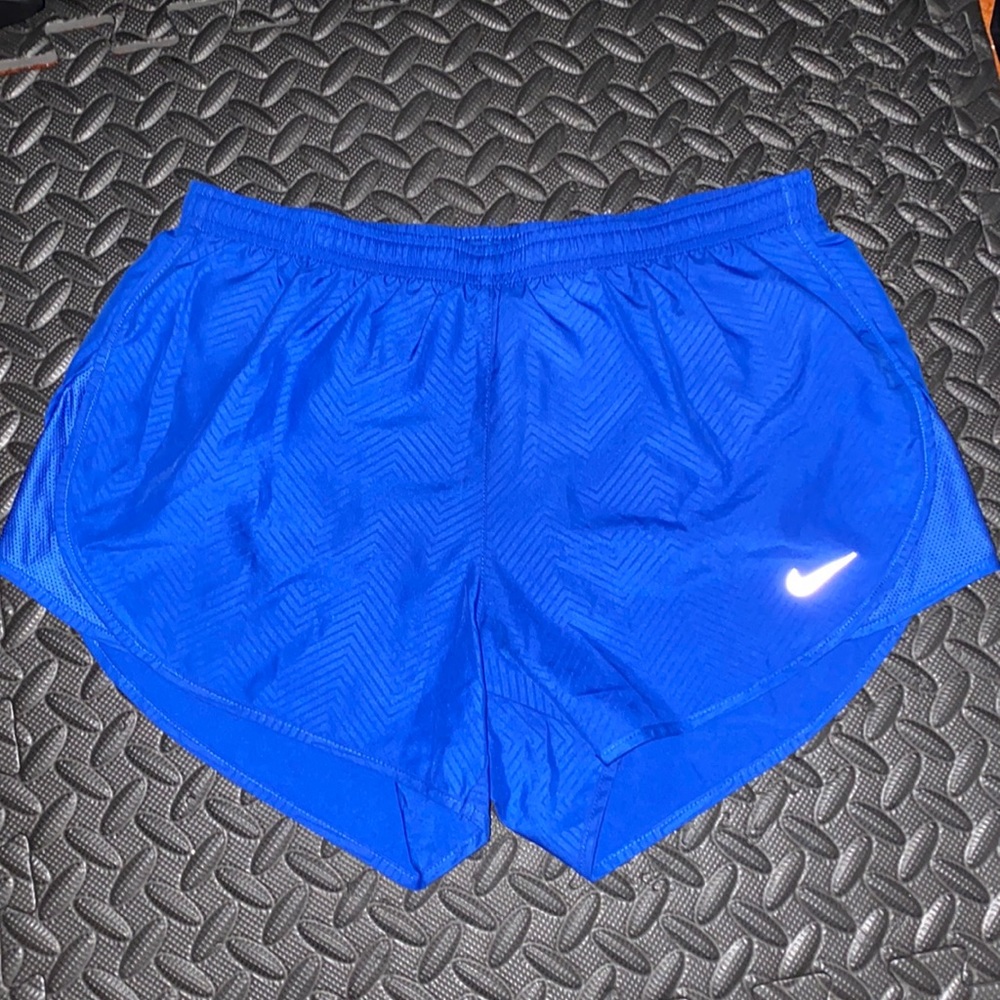 NIKE dri-fit running shorts sz s